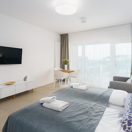 Aquamarina Prima Holiday Studios By The Beach By Noclegi Renters Мендзыздрое Экстерьер фото