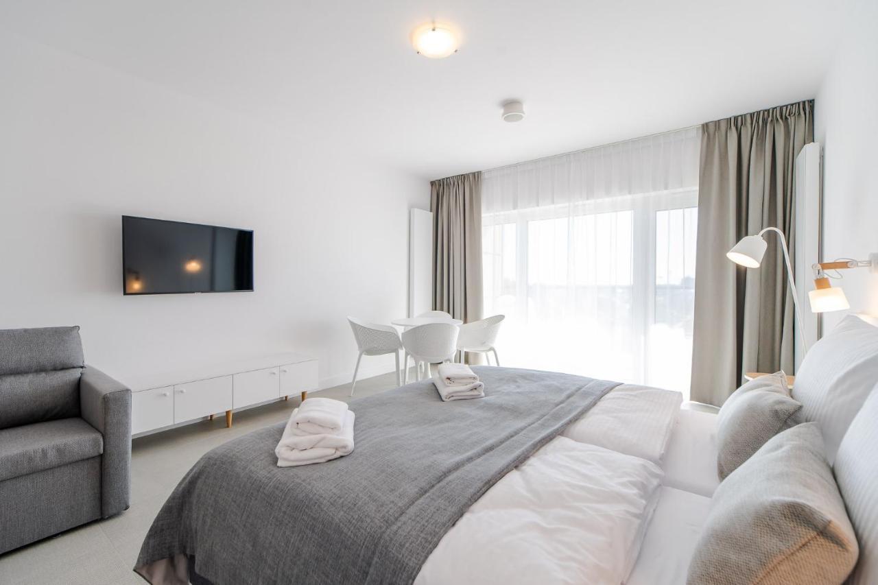 Aquamarina Prima Holiday Studios By The Beach By Noclegi Renters Мендзыздрое Экстерьер фото