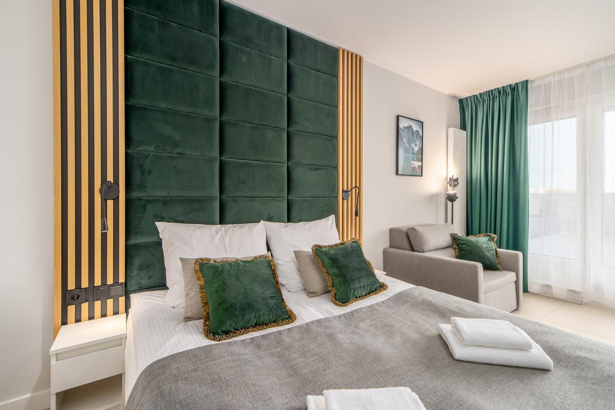 Aquamarina Prima Holiday Studios By The Beach By Noclegi Renters Мендзыздрое Экстерьер фото