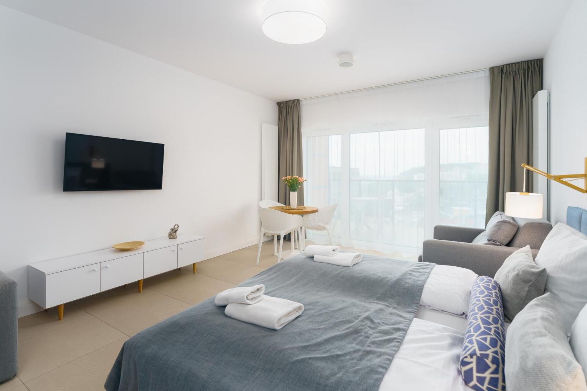 Aquamarina Prima Holiday Studios By The Beach By Noclegi Renters Мендзыздрое Экстерьер фото
